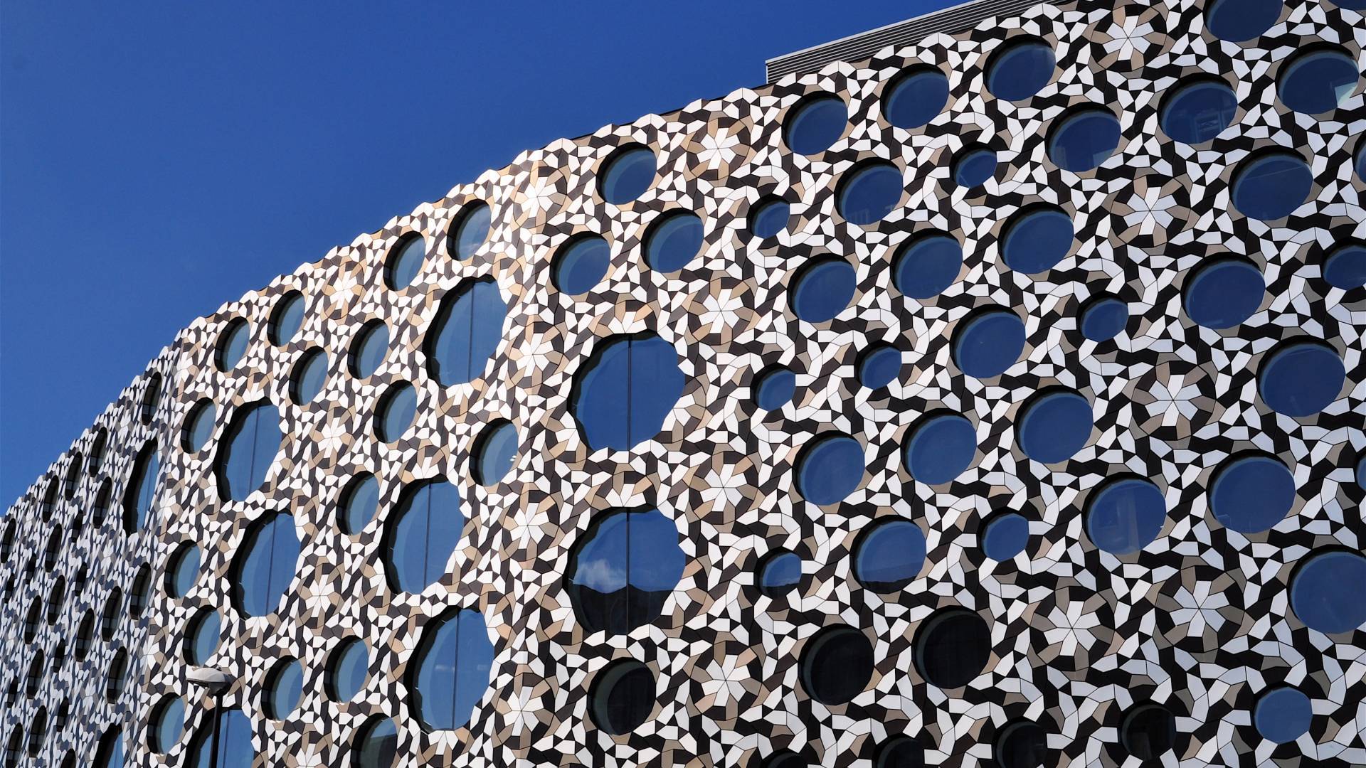 Contact us Ravensbourne University London
